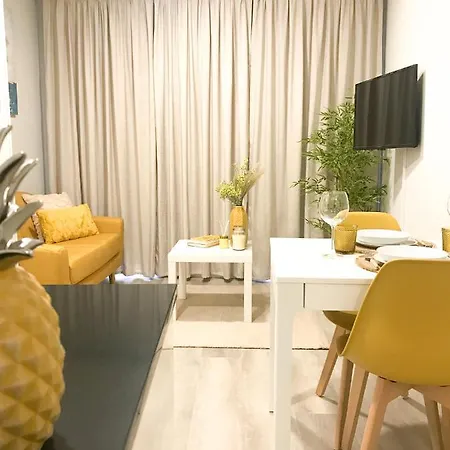 Domus Da Ria - Teatro شقة أفيرو