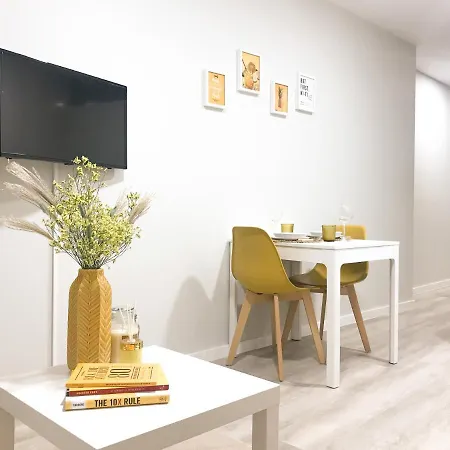 شقة Domus Da Ria - Teatro أفيرو