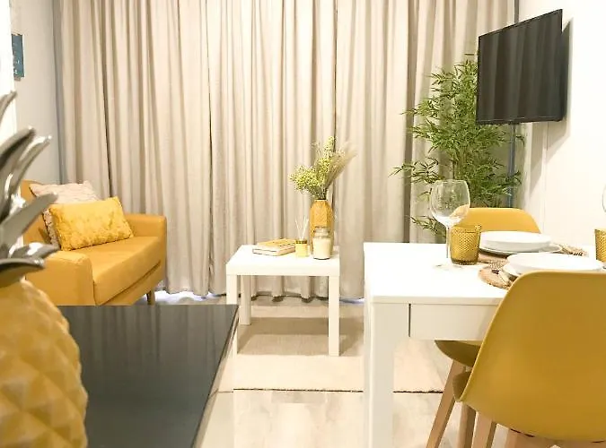 Domus Da Ria - Teatro アパート アヴェイロ